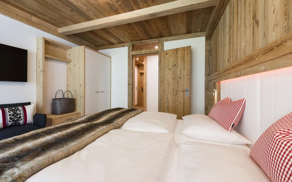 Aurina Lodges Lutago Exterior foto