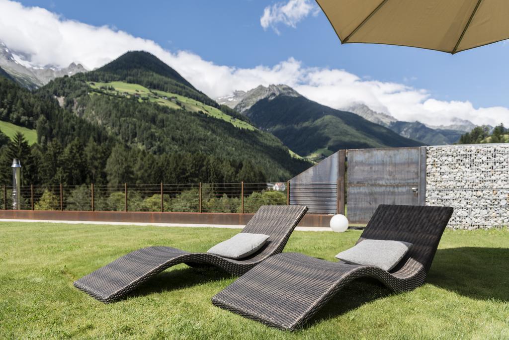 Aurina Lodges Lutago Exterior foto